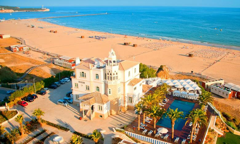 Algarve tem um dos melhores hotéis do mundo com vista para a praia