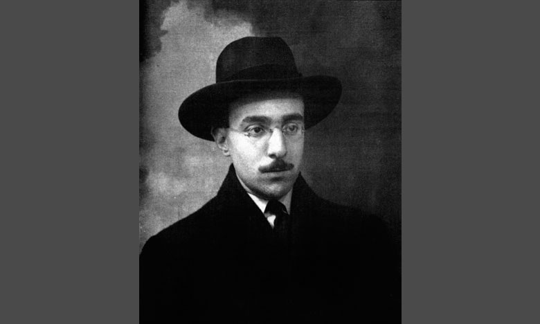 Angola e Cabo Verde acusam Fernando Pessoa de racismo