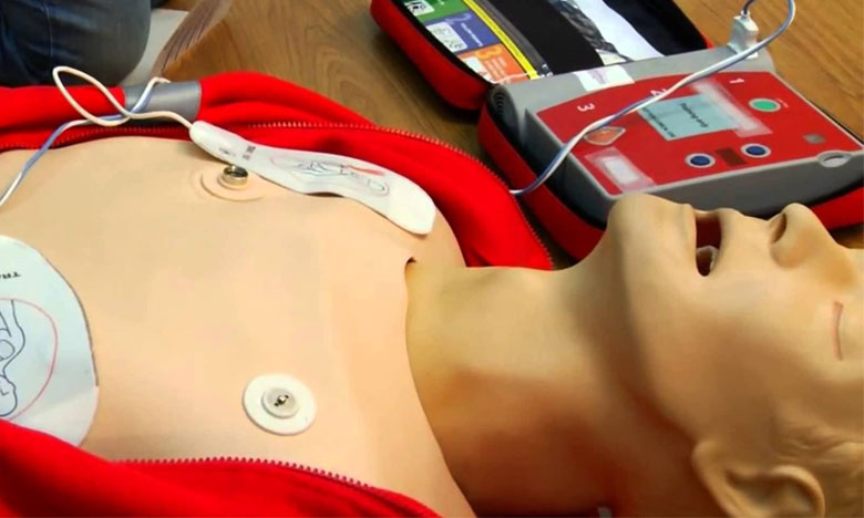 Associação do Luxemburgo oferece desfibrilhadores a bombeiros portugueses