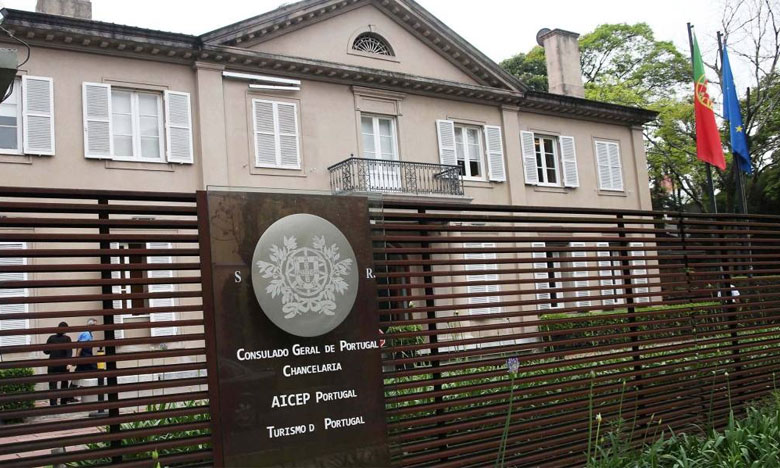 Bloco quer consulados com estruturas para emigrantes tratarem de reformas