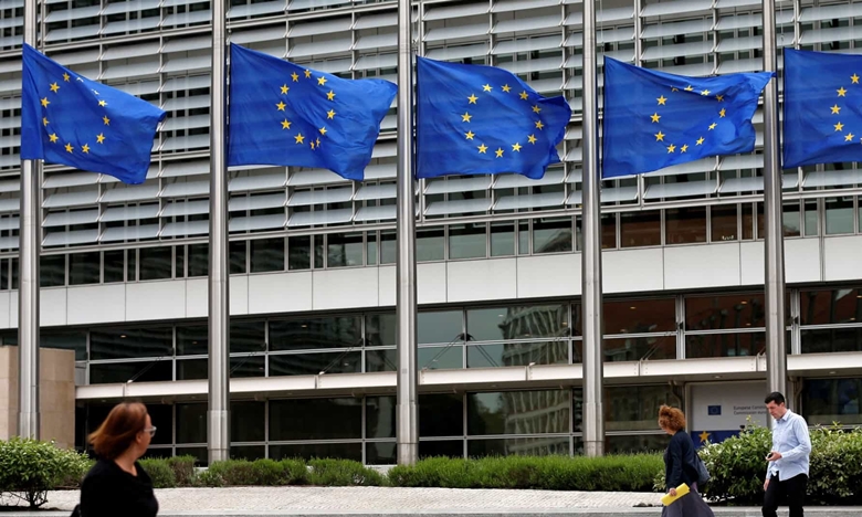 Comissão Europeia processa Reino Unido por não ter designado candidato a comissário