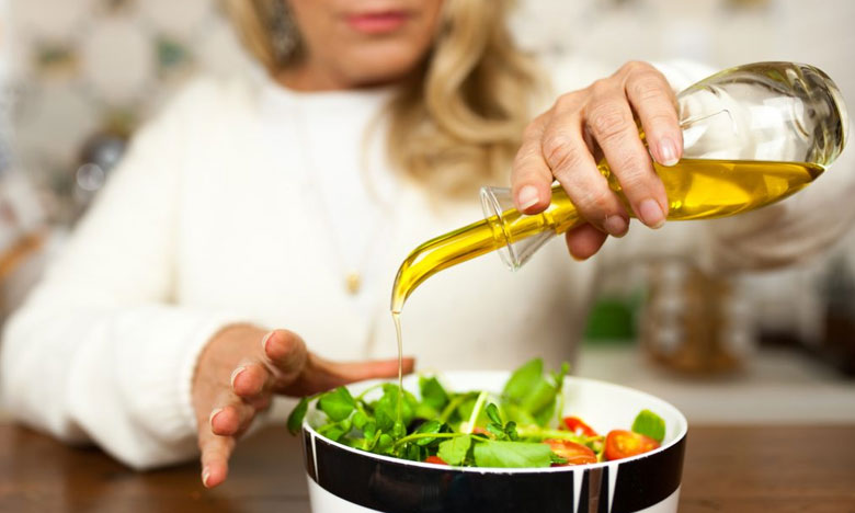 Consumo de azeite diminui para metade risco de fraturas por osteoporose