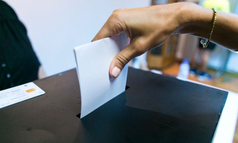 Eleitores residentes no estrangeiro sobem de 300 mil para 1,4 milhões