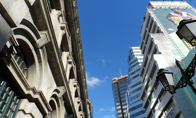 Governo de Macau recebe 2500 pedidos de apoio por PMEs afetadas pelo COVID-19