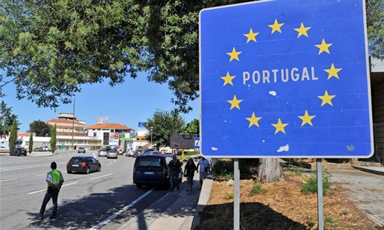 Governo pede cuidado nas estradas aos emigrantes que regressam de férias