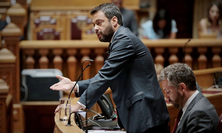 Governo publicará lei para a igualdade salarial entre mulheres e homens