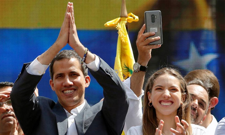 Guaidó também pede ajuda do Papa Francisco para sair da crise