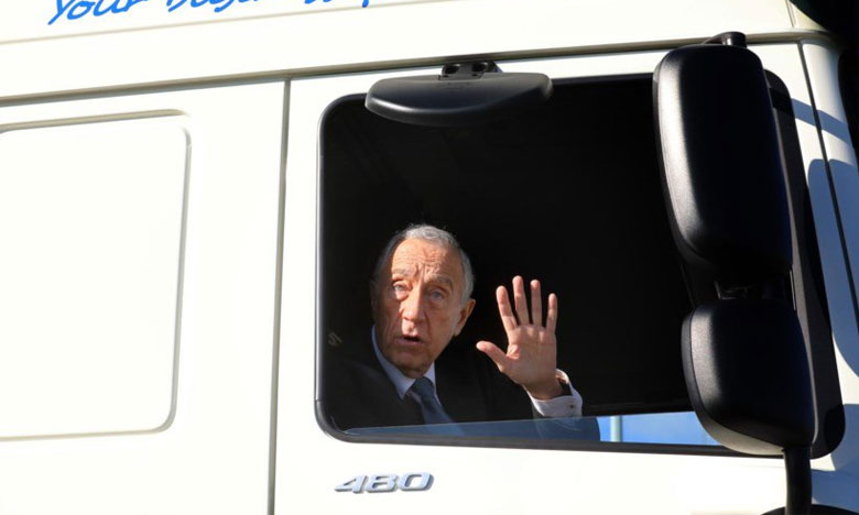 Marcelo viaja de camião entre Lisboa e Porto para conhecer problemas dos camionistas