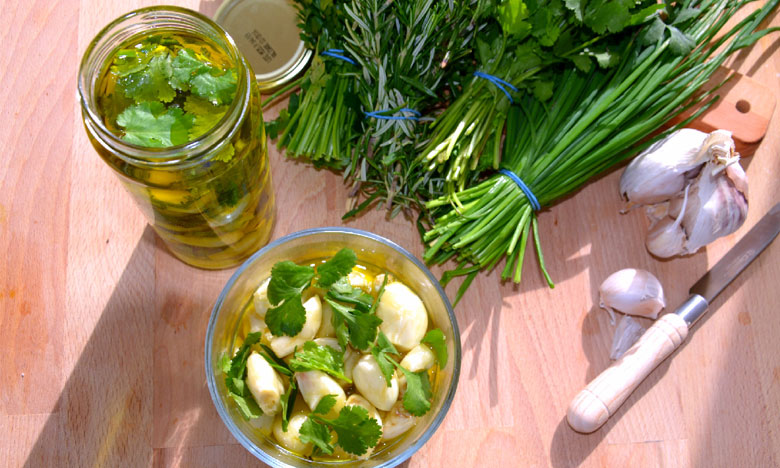 Português inventa azeite extra virgem em pó e com ervas aromáticas