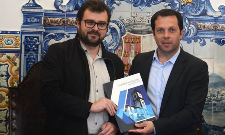 Ribeira Grande assina protocolo com Associação dos Emigrantes Açorianos 22 Ribeira Grande assina protocolo com Associação dos Emigrantes Açorianos