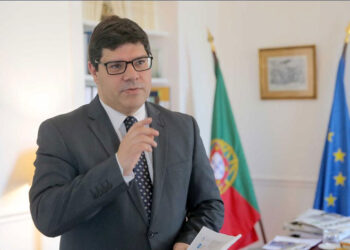 Governo aprova programa de apoio aos investimentos dos emigrantes