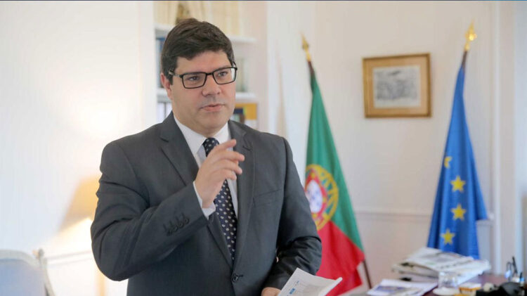 Governo aprova programa de apoio aos investimentos dos emigrantes 11 Governo aprova programa de apoio aos investimentos dos emigrantes