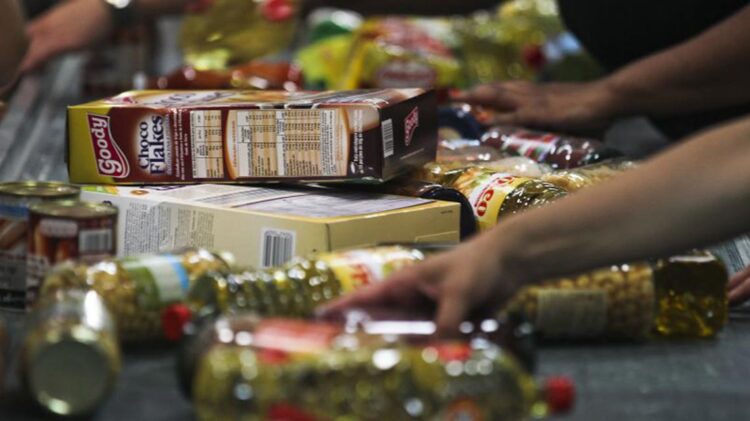 Ajuda alimentar em Londres chega através de Centro comunitário português