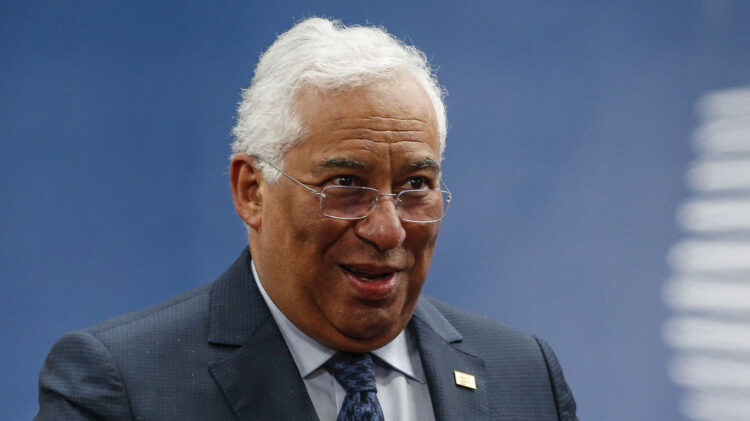 António Costa admite novo aumento do salário mínimo 11 António Costa admite novo aumento do salário mínimo