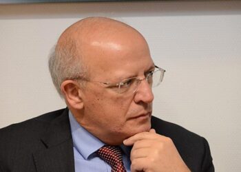 Augusto Santos Silva defende negociações para apaziguar Mediterrâneo Oriental