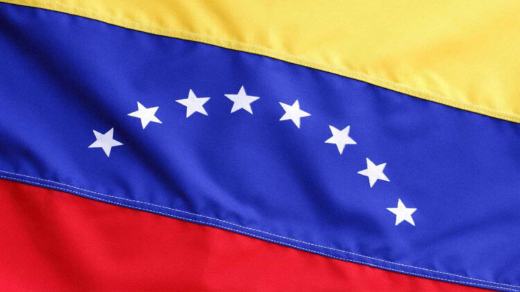 Dois portugueses morrem nas cheias da Venezuela 11 Comunidade internacional quer eleições "livres e justas" na Venezuela