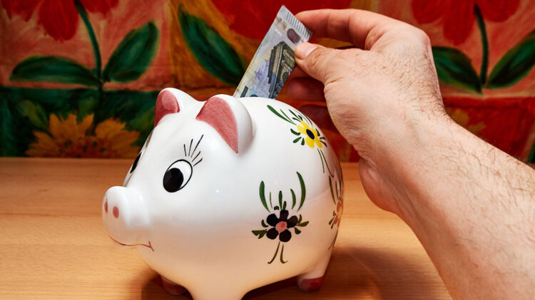 Covid-19 alertou portugueses para a necessidade de poupar 11 Covid-19 alertou portugueses para a necessidade de poupar