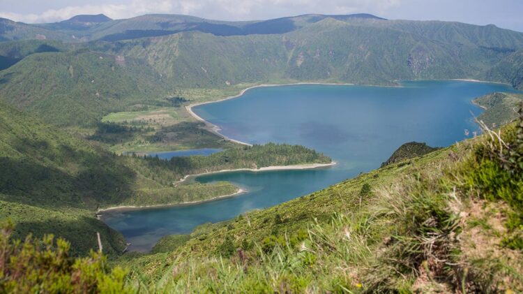 Eleições regionais dos Açores com os mesmos deputados, mas menos eleitores 11 Eleições regionais dos Açores com os mesmos deputados, mas menos eleitores