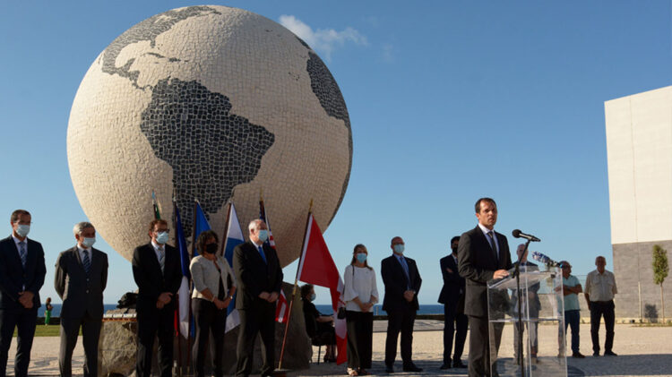 Inaugurada a Praça do Emigrante na Ribeira Grande 11 Inaugurada a Praça do Emigrante na Ribeira Grande