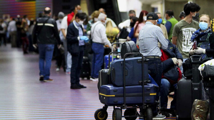 Mais 12 portugueses repatriados da Venezuela 11 Mais 12 portugueses repatriados da Venezuela