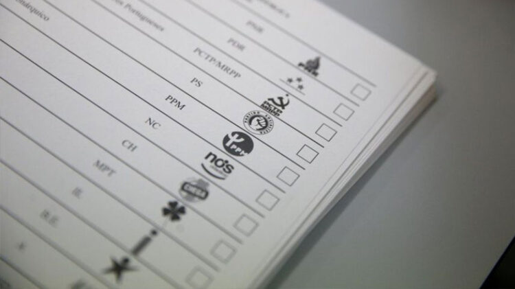 Marcelo marca legislativas regionais nos Açores para 25 de outubro