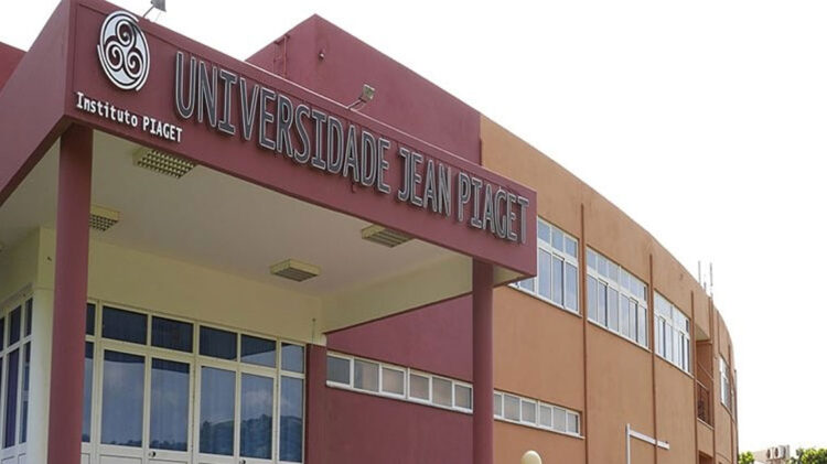 Piaget envolve-se no combate à Covid-19 em Cabo Verde 11 Piaget envolve-se no combate à Covid-19 em Cabo Verde