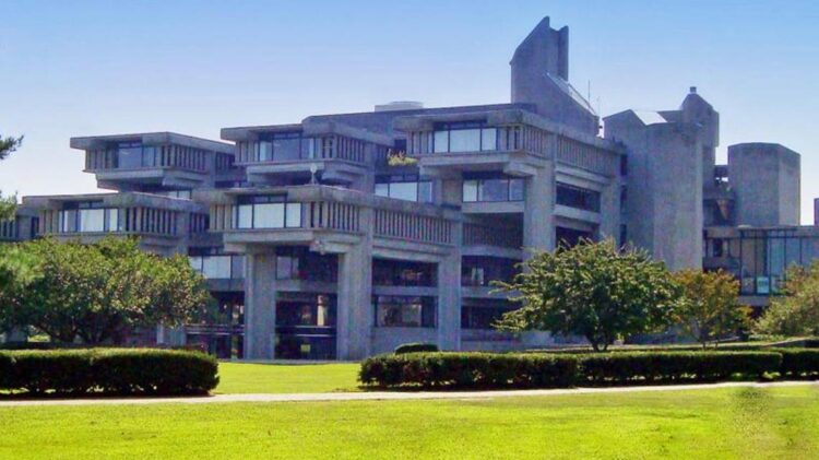 UMass Dartmouth organiza webinar sobre ensino de Português