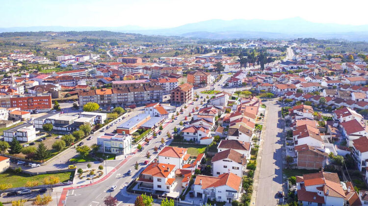 Emigrantes regressam a Valpaços para férias com mais segurança