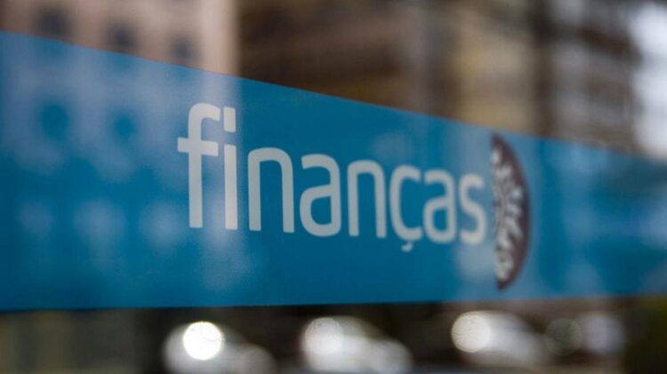 Dívidas de IRS até 5.000 euros? Pode pagar em prestações 11 Dívidas de IRS até 5.000 euros? Pode pagar em prestações