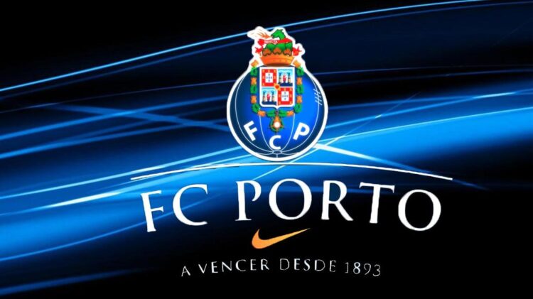 FC Porto 'atira-se' ao Governo por manter estádios interditos