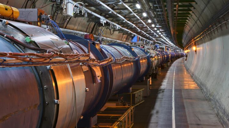 Investigador português lança associação de graduados portugueses na Suíça