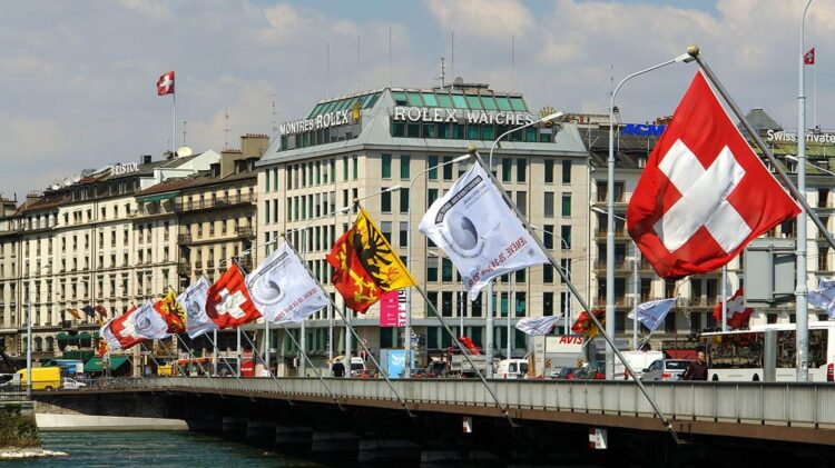 Jovem cria projeto para apoiar emigrantes portugueses na Suíça