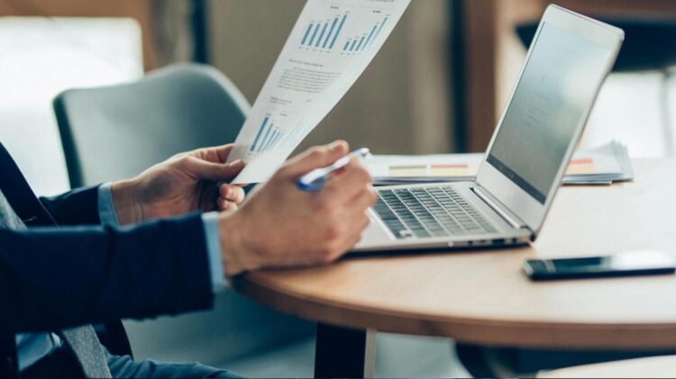 Negócios na indústria portuguesa caem 11,1% em julho – INE