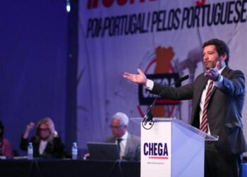 Se Sá Carneiro estivesse vivo acreditava" em mim, diz Ventura