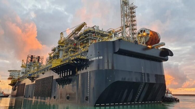 Brasil: Petrobras compra participação na plataforma P-71 à Galp
