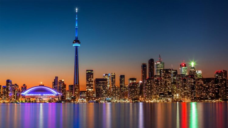 Canadá: Lusodescendente dá concertos virtuais para ajudar instituição em Toronto 11 Canadá: Lusodescendente dá concertos virtuais para ajudar instituição em Toronto