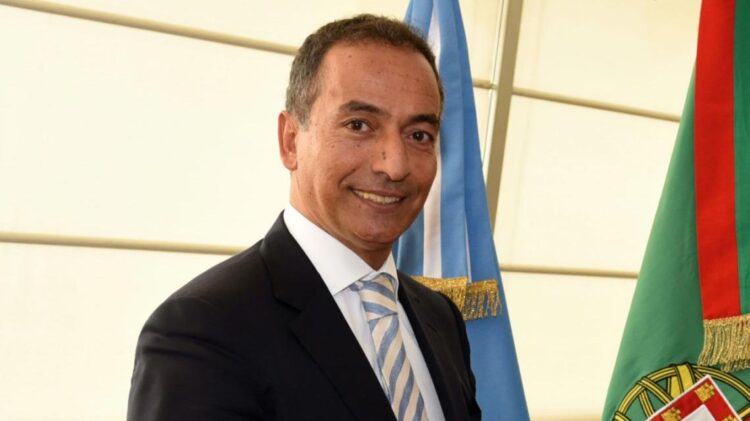 Embaixador João Ribeiro de Almeida nomeado presidente do Instituto Camões