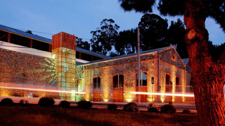 Governo quer repartir esforço de 3% do PIB dedicado à ciência 11 Governo quer repartir esforço de 3% do PIB dedicado à ciência