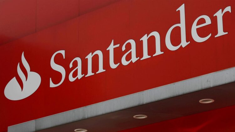 Grupo Santander prevê redução de postos de trabalho em Portugal 11 Grupo Santander prevê redução de postos de trabalho em Portugal