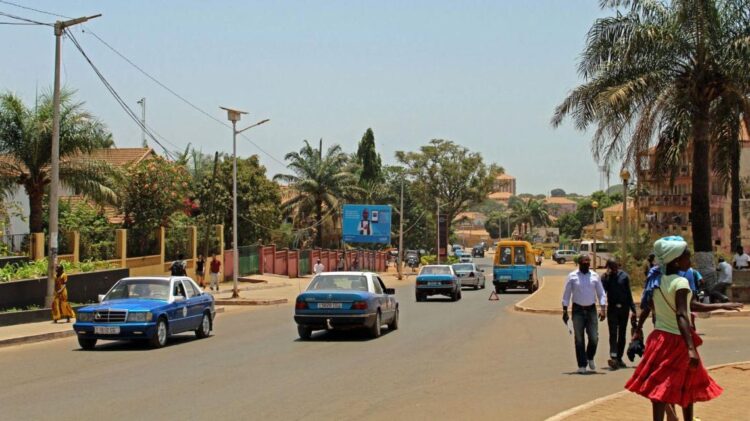 Guiné. Encerramento de fronteiras: Bissau lamenta não ter sido informada por Conacri