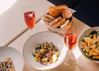 O Qura, em Campo de Ourique, Lisboa, apresenta novos pratos para o almoço