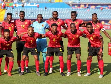 Seleções africanas preparam-se para a Taça Africana das Nações (CAN) em Portugal 15 Seleção nacional de futebol de Angola