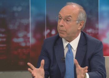 Uso obrigatório da StayAway: "É um absurdo completo. É impraticável" diz Marques Mendes