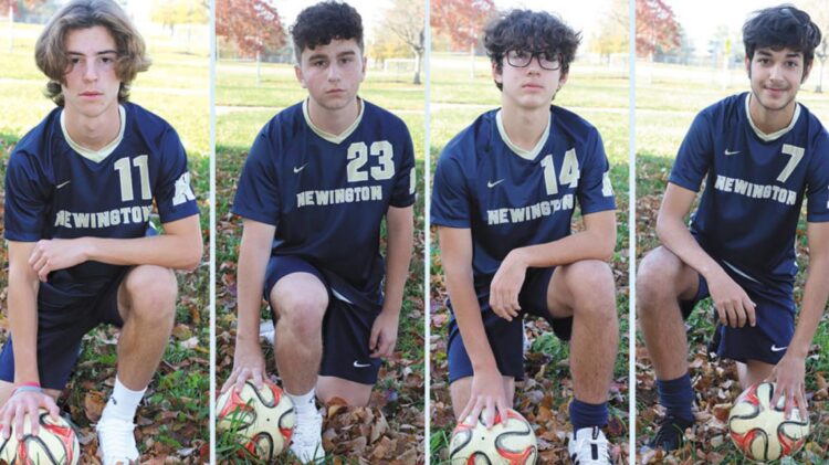 EUA: Metade da equipa de futebol do Liceu de Newington é de origem portuguesa