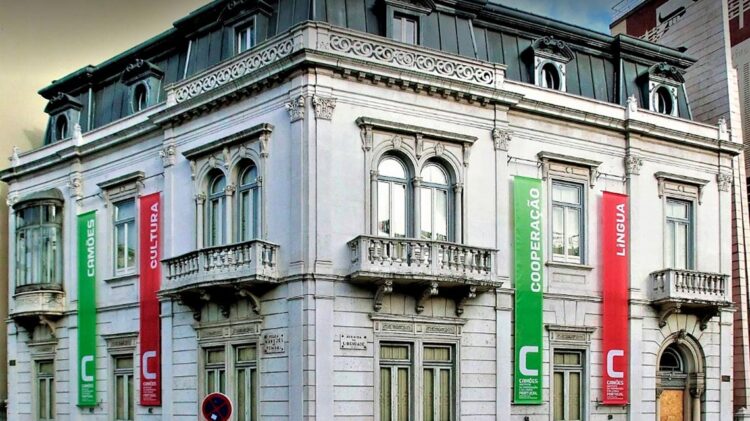 Foi oficializada a nomeação de João Ribeiro de Almeida como novo presidente do Instituto Camões