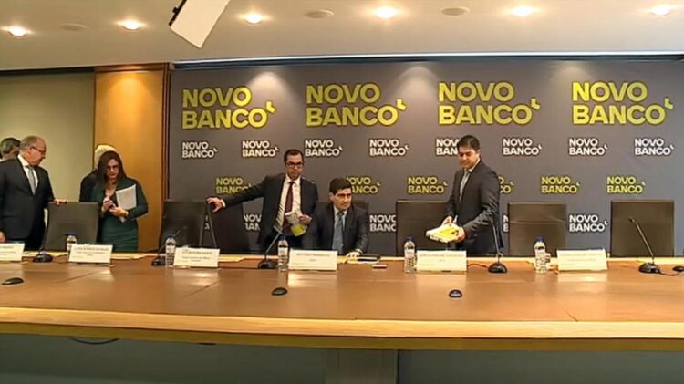 PSD acusa Governo de falta de coragem em processo do Novo Banco 11 PSD acusa Governo de falta de coragem em processo do Novo Banco
