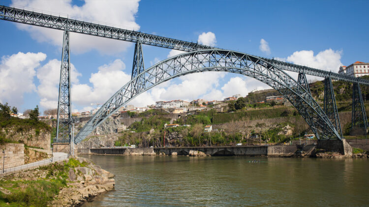 Ponte Maria Pia Porto