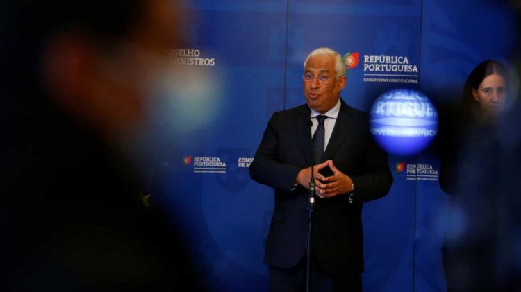 Primeiro-ministro apresenta as medidas decididas em Conselho de Ministros no âmbito da renovação do Estado de Emergência 11 Primeiro-ministro apresenta as medidas decididas em Conselho de Ministros no âmbito da renovação do Estado de Emergência