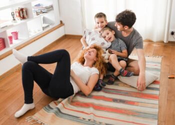 Próximos fins de semana: "Às 13h tudo fechado ao fim de semana" e "temos de ficar em casa"