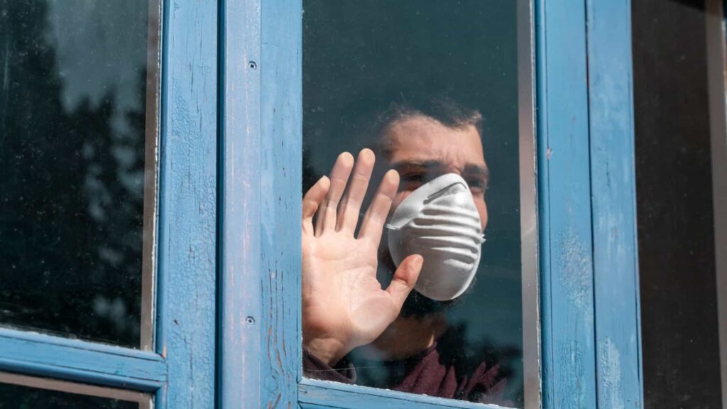 O novo estado de emergência. Saiba o que pode fazer e os cuidados a ter no isolamento 12 O novo estado de emergência. Saiba o que pode fazer e os cuidados a ter no isolamento